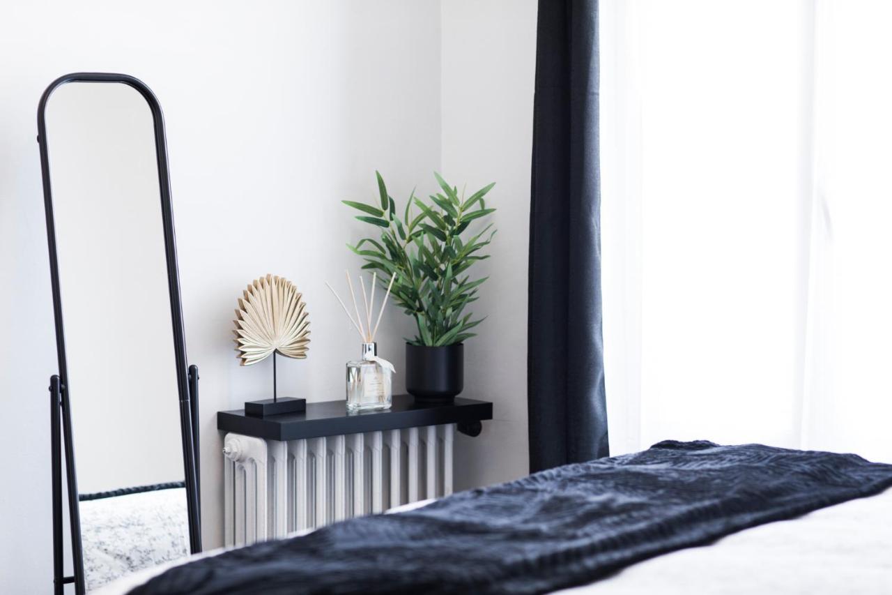 Appartement Avec Balcon A 250 M De La Gare, Hyper Centre Tours Eksteriør billede