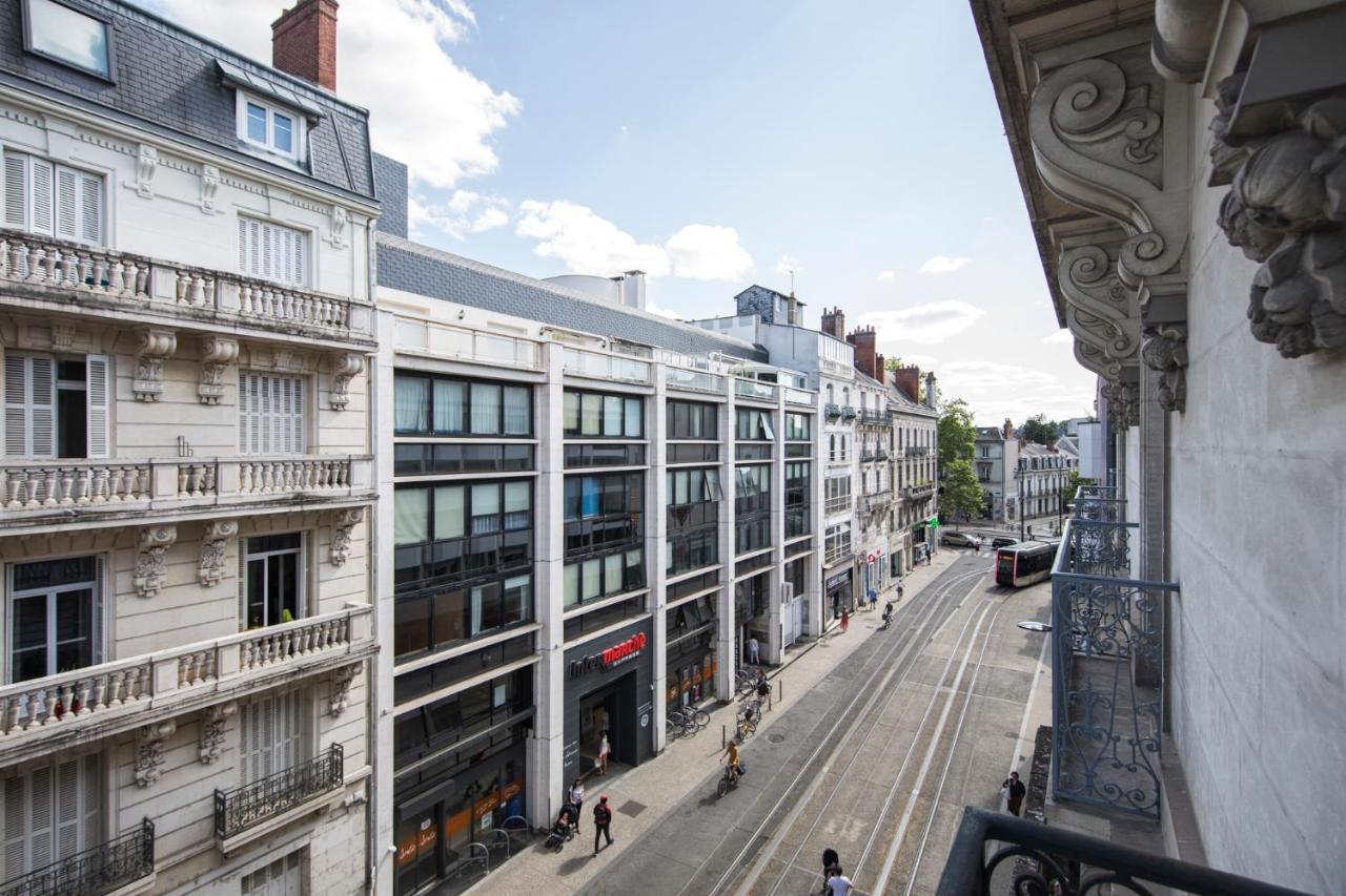 Appartement Avec Balcon A 250 M De La Gare, Hyper Centre Tours Eksteriør billede